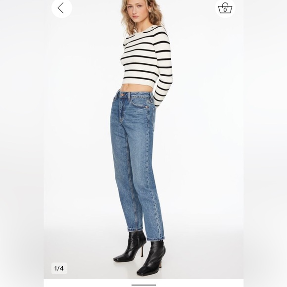 Claudia Jeans - Picture 1 of 2